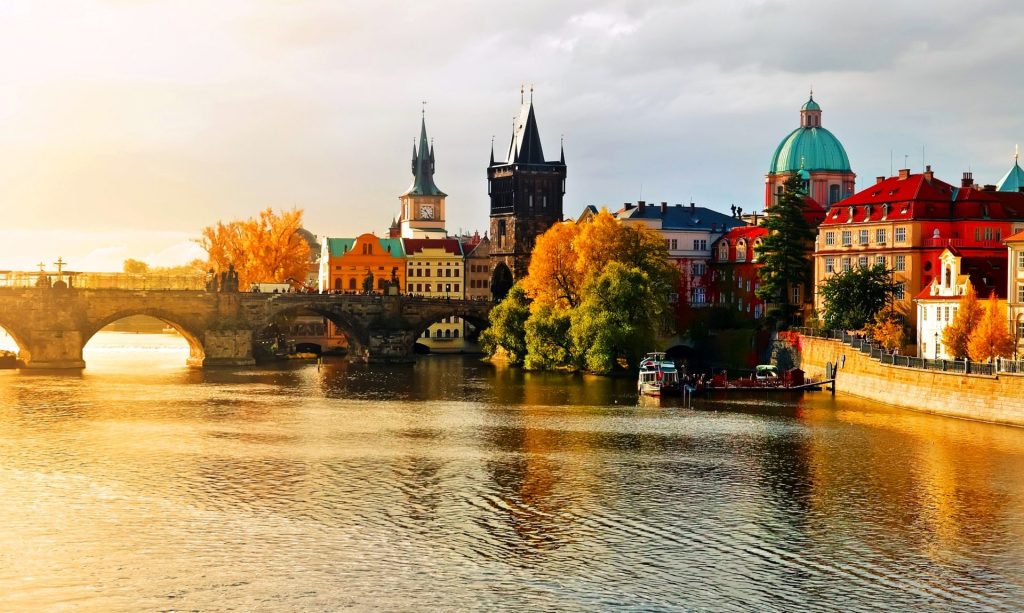 prague, travel deals, discount flights