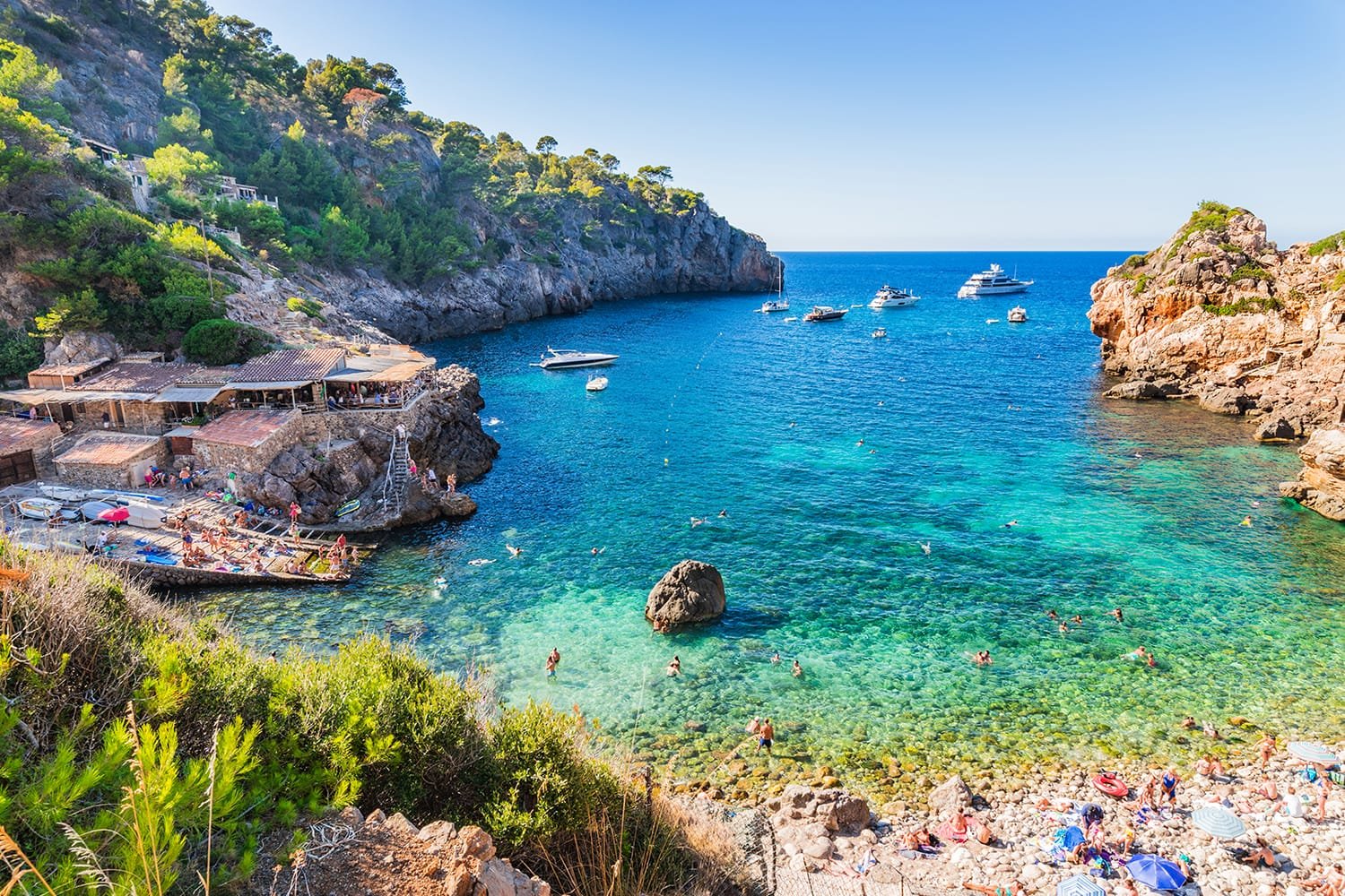 majorca spain cheap flights, award flights, adventures, things to do, travel deals, travel packages